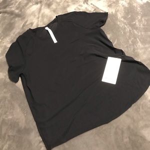 Lululemon quick pace short sleeve